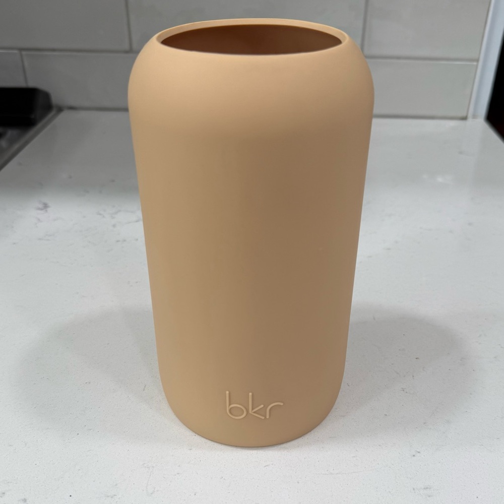 SOLD BKR 1L Smooth Sleeve Malin